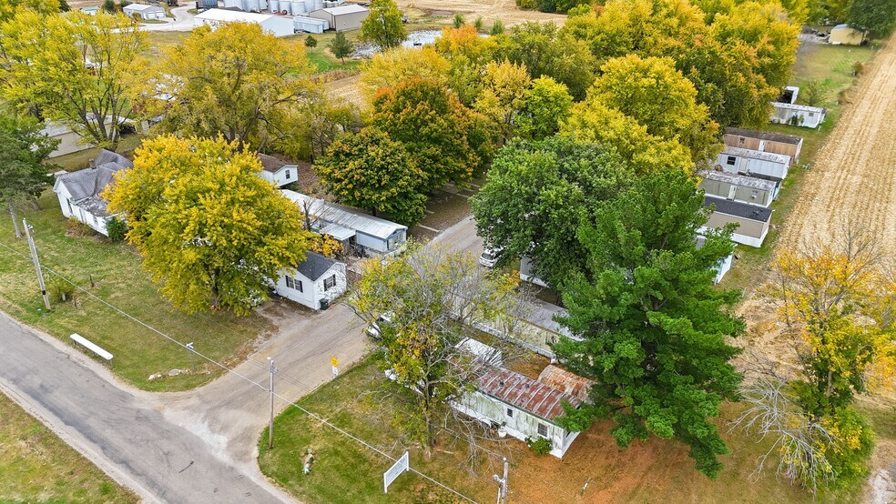 More Photos Of 0 Court Lane, Ashmore Manufactured Housing Mobile Home Park For Sale