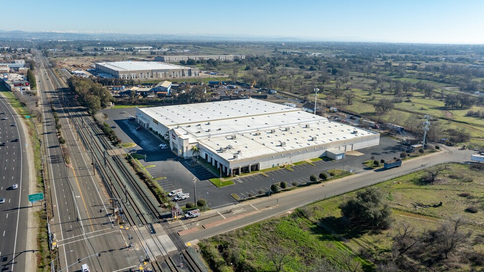 More Photos Of 11840 Folsom Blvd, Rancho Cordova Manufacturing For Sale