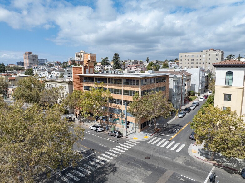 More Photos Of 440 Grand Ave, Oakland Office For Sale