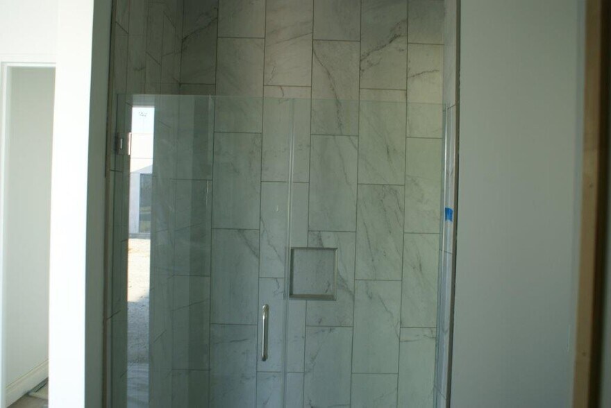 More Photos Of 84141 Avenue 48, Coachella Hotel For Sale