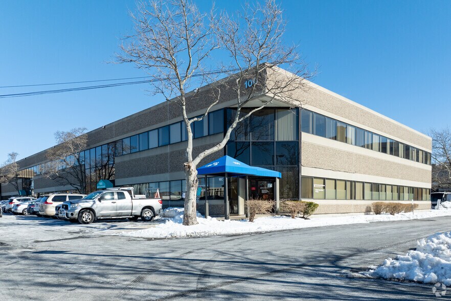 More Photos Of 100 Everett Ave, Chelsea Medical For Lease