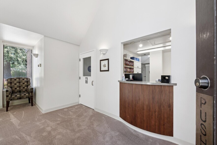 More Photos Of 864-868 2nd St, Santa Rosa Medical For Sale