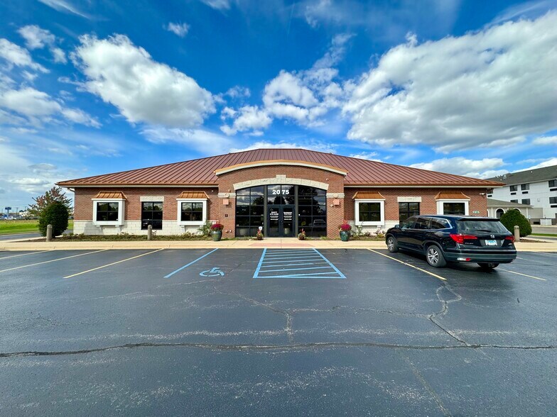 More Photos Of 2073-2075 Wiesbrook Rd, Oswego Medical For Lease