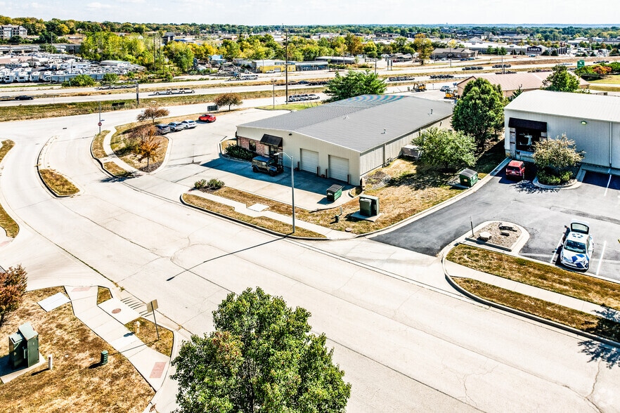 More Photos Of 2101 Kara Ct, Liberty Warehouse For Lease