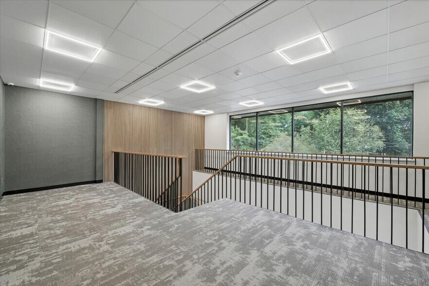 More Photos Of 180 Summit Ave, Montvale Medical For Lease