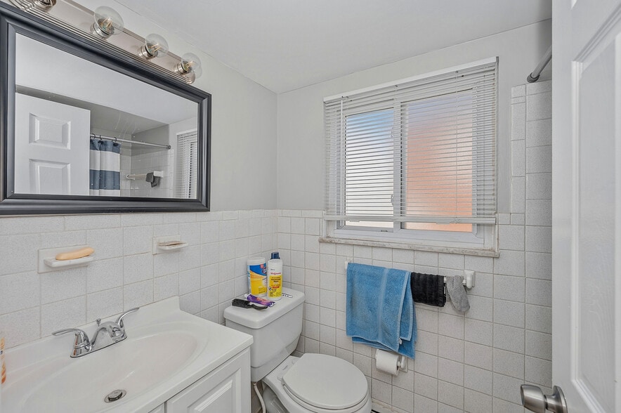 More Photos Of 10916 Reading Rd, Cincinnati Apartments For Sale