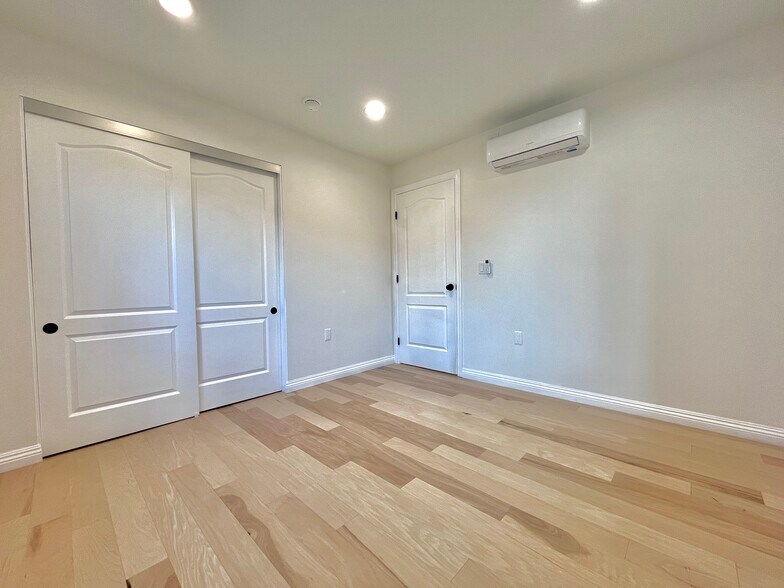 More Photos Of 938 E Sandra Ave, Arcadia Apartments For Sale