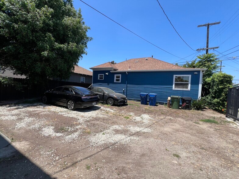 More Photos Of 1327 W 35th St, Los Angeles Apartments For Sale