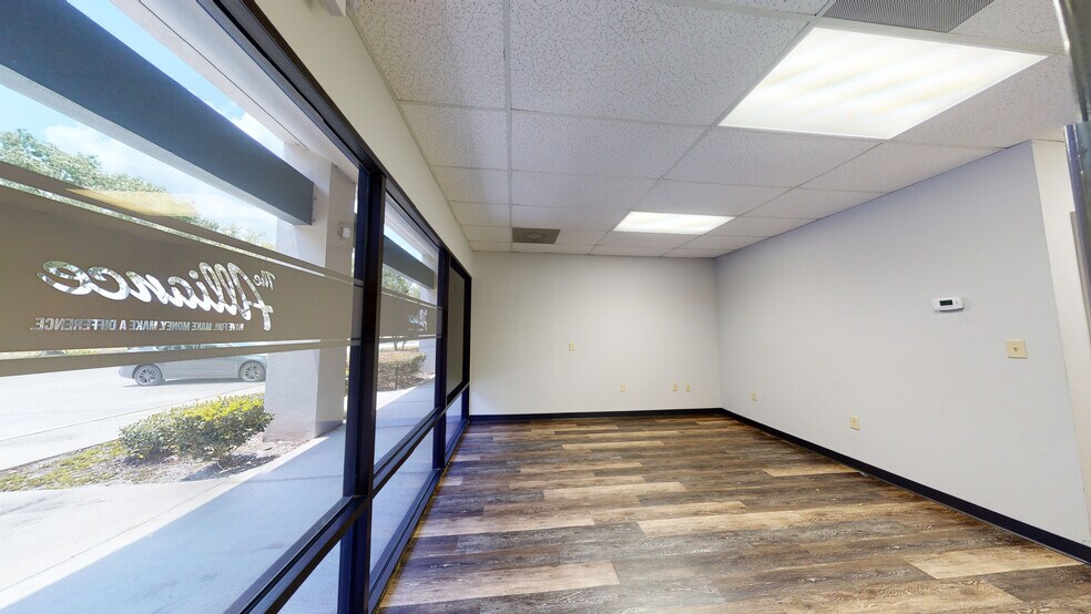 More Photos Of 2525 Drane Field Rd, Lakeland Unknown For Sale