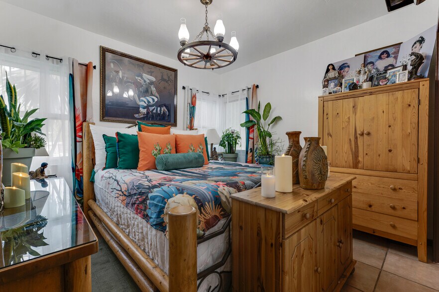 More Photos Of 10914 S Osage Ave, Inglewood Multifamily For Sale