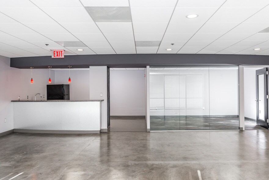 More Photos Of 9990 Fairfax Blvd, Fairfax Office For Lease