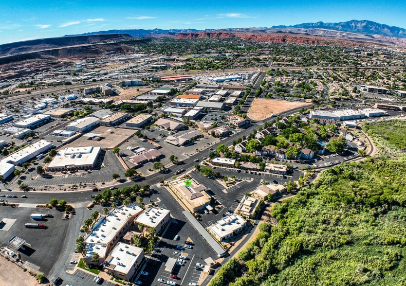 More Photos Of 368 E Riverside Dr, St George Medical For Sale