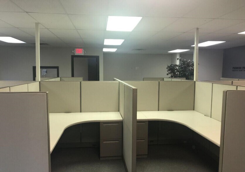 More Photos Of 118 Dickerson Rd, North Wales Office For Lease