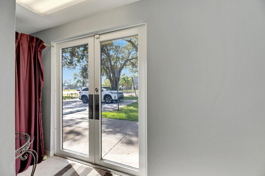 More Photos Of 3001 S Kings Ave, Brandon Religious Facility For Sale