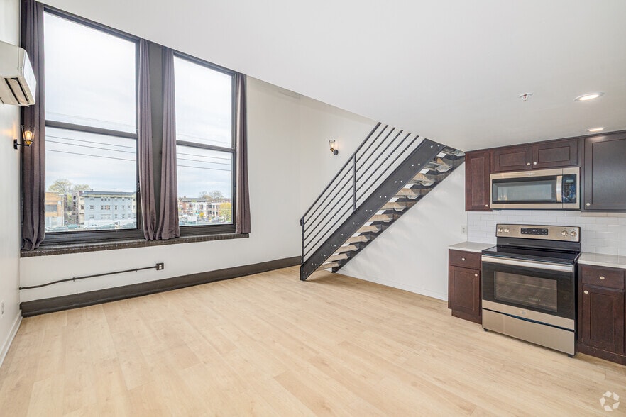 More Photos Of 220 S 47th St, Philadelphia Apartments For Lease