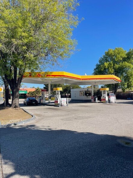 Primary Photo Of 2194 University Ave, East Palo Alto Service Station For Sale