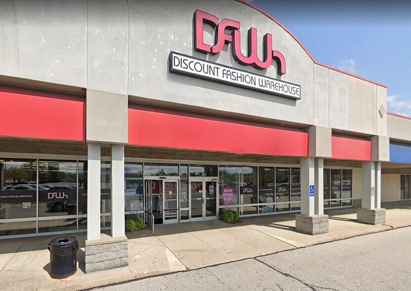 More Photos Of 263 Midway Blvd, Elyria Unknown For Lease