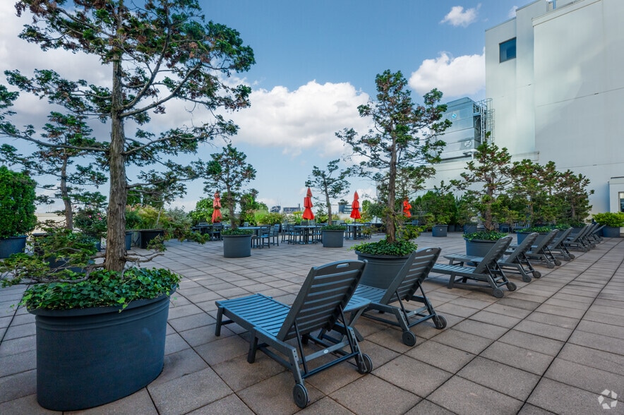 More Photos Of 2728 Thomson Ave, Long Island City Apartments For Sale