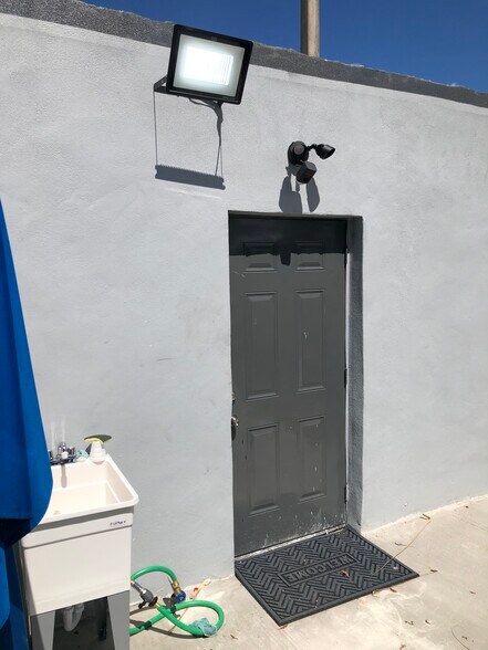 More Photos Of 5337-5401 Pembroke Rd, Hollywood Office Residential For Sale