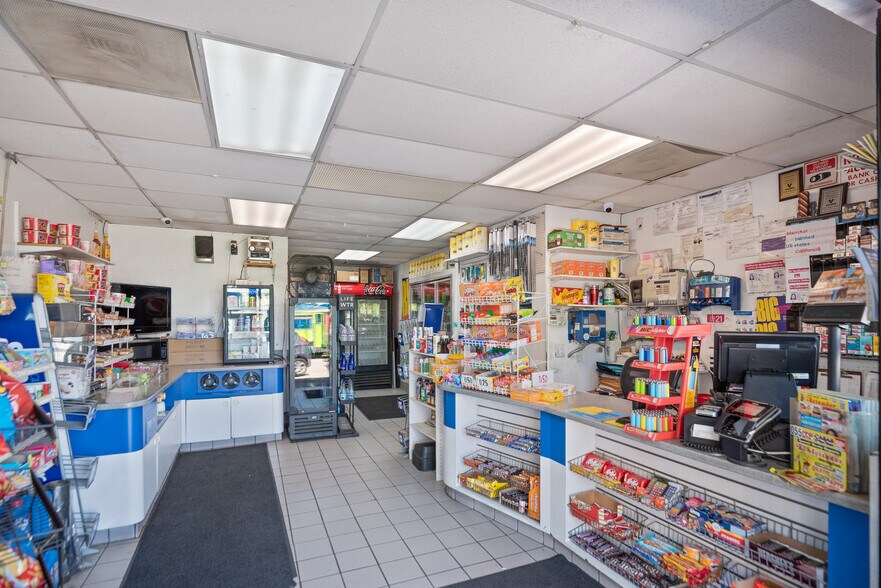 More Photos Of 996 W Evelyn Ave, Sunnyvale Service Station For Sale