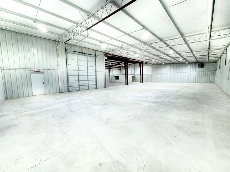 More Photos Of 1919 S Santa Fe Ave, Oklahoma City Industrial For Sale