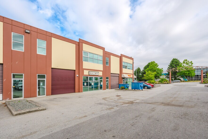 More Photos Of 17750 65A Av, Surrey Showroom For Sale