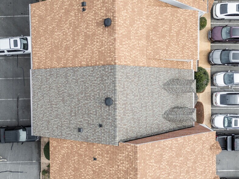 More Photos Of 124-134 Wind Chime Ct, Raleigh Office For Lease