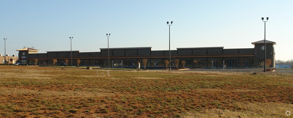 More Photos Of 1905-1939 Nc-119 Hwy S, Mebane Restaurant For Lease
