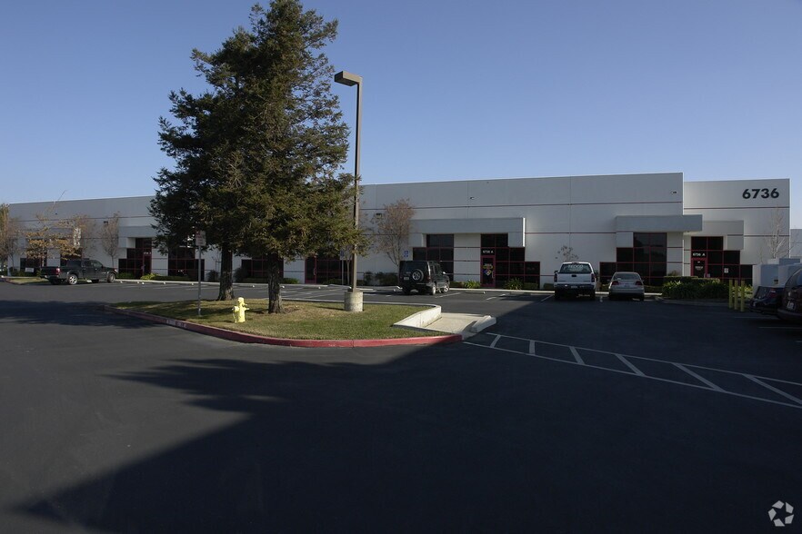 More Photos Of 6764 Preston Ave, Livermore Unknown For Lease
