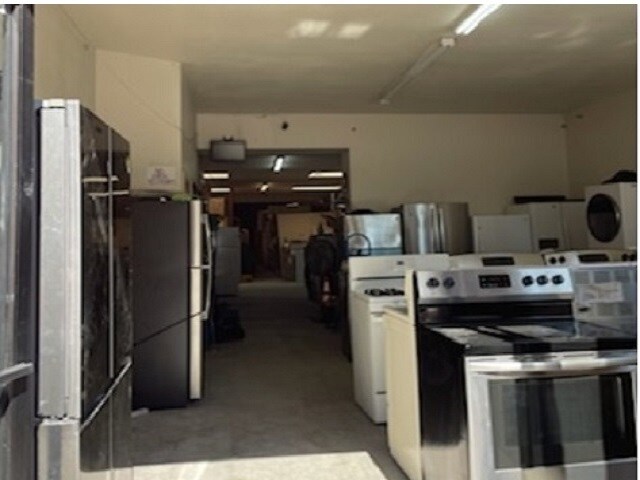 More Photos Of 2560 International Blvd, Oakland Storefront Retail Office For Sale