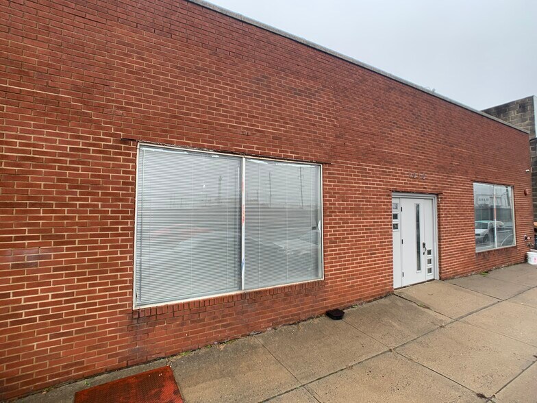 More Photos Of 1010 W Elizabeth Ave, Linden Warehouse For Lease