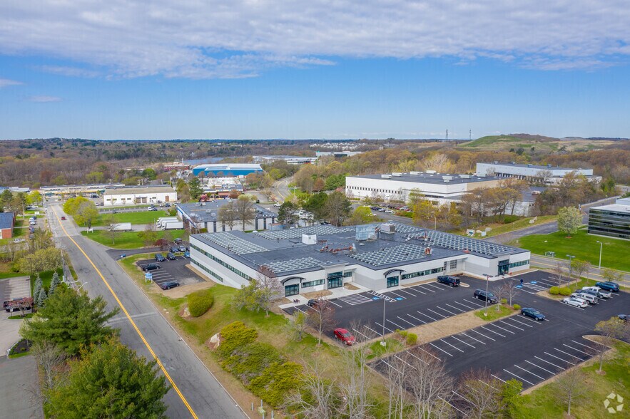 More Photos Of 2 Centennial Dr, Peabody Research And Development For Lease