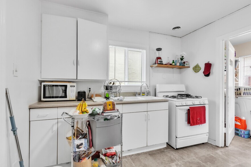 More Photos Of 612 Central Ave, Salinas Multifamily For Sale