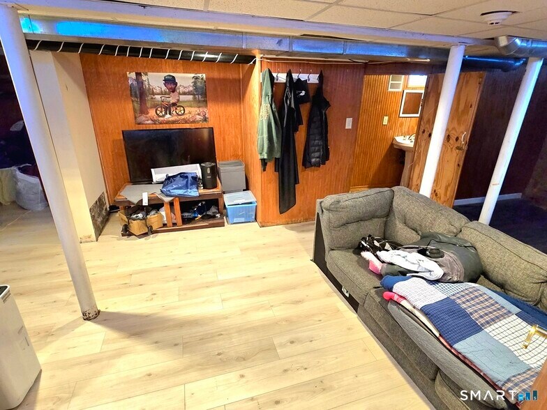 More Photos Of 442 Enfield St, Enfield Freestanding For Sale