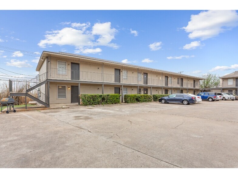 Primary Photo Of 5506 Kingman St, Waco Apartments For Sale