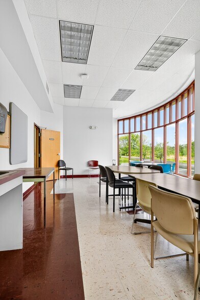 More Photos Of 1240 New Scotland Rd, Slingerlands Medical For Lease