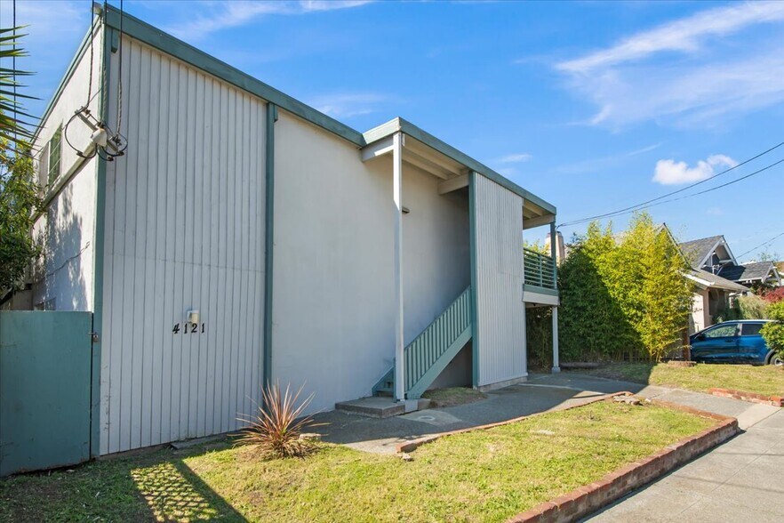 More Photos Of 4121 Opal St, Oakland Apartments For Sale
