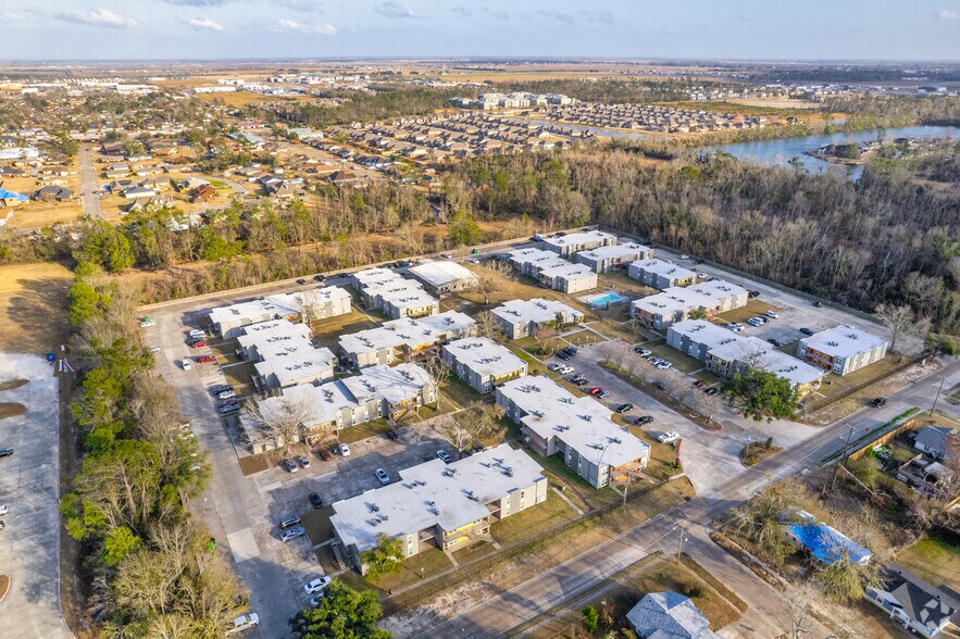 More Photos Of 3619 Texas St, Lake Charles Apartments For Sale