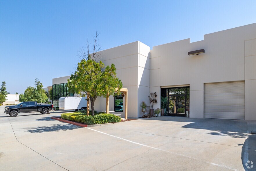 More Photos Of 42095 Zevo Dr, Temecula Warehouse For Sale