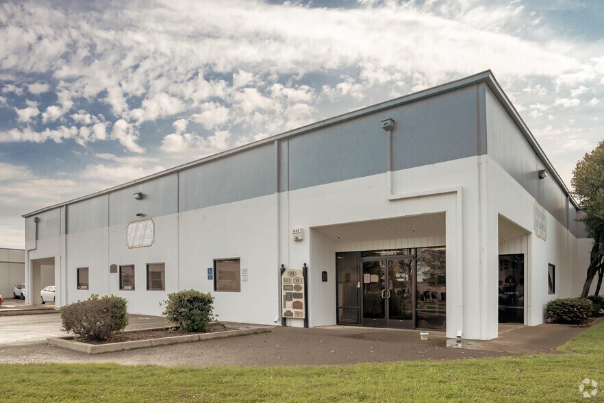 Primary Photo Of 11300 Trade Center Dr, Rancho Cordova Warehouse For Lease