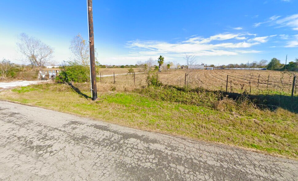 More Photos Of 5999 Gassner, Brookshire Land For Sale