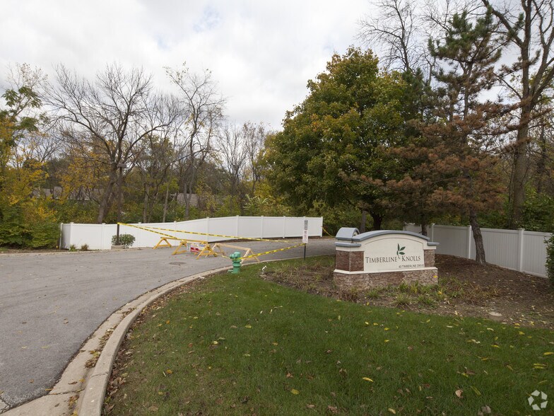 More Photos Of 40 Timberline Dr, Lemont Rehabilitation Center For Lease