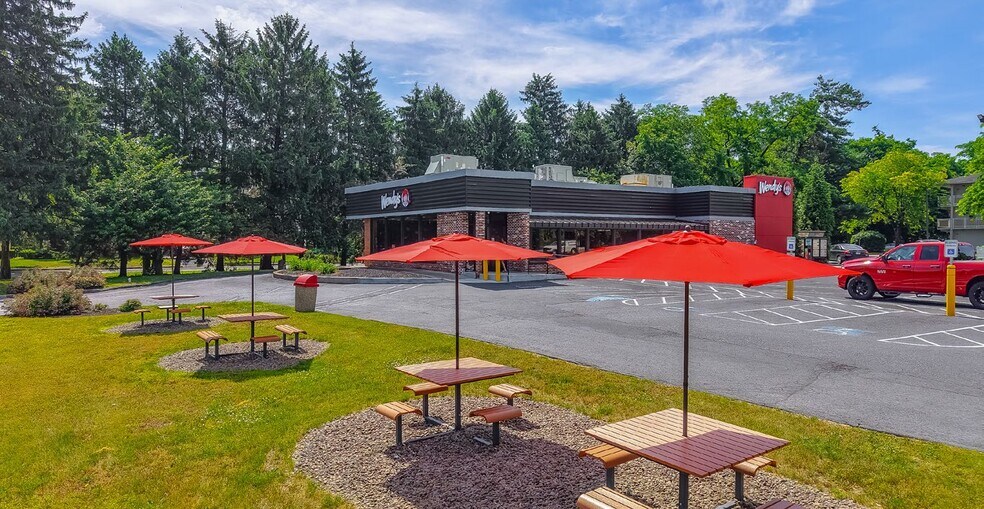 More Photos Of 3925 N Front St, Harrisburg Fast Food For Sale