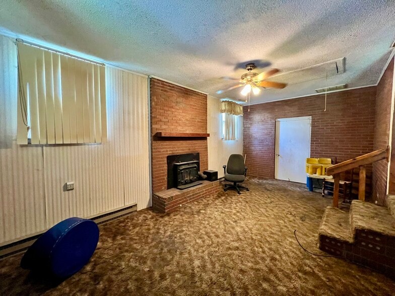 More Photos Of 1321 Stallings Rd, Matthews Office Residential For Sale