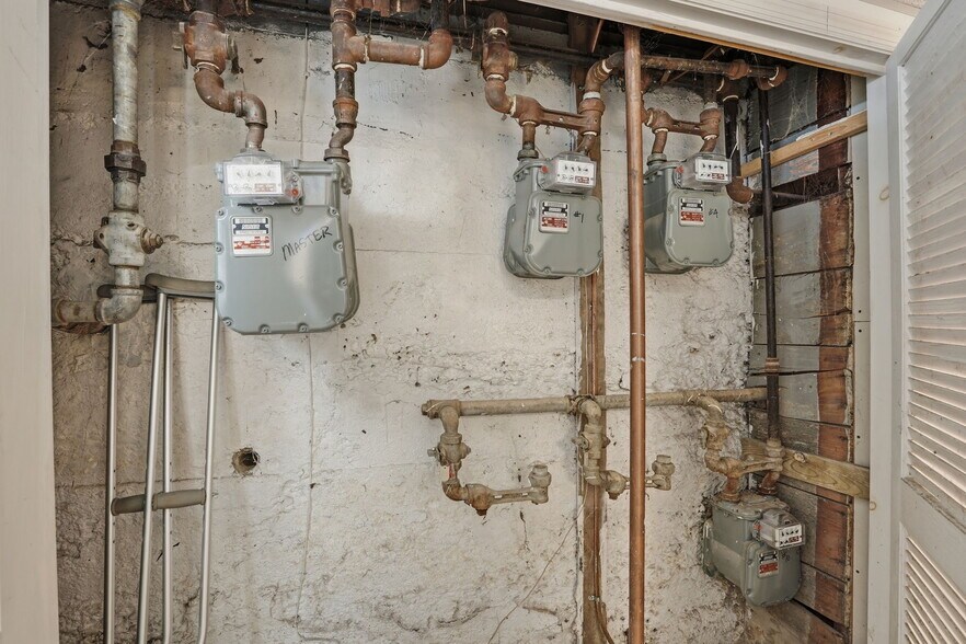 More Photos Of 7 Tremont Ave, Binghamton Apartments For Sale