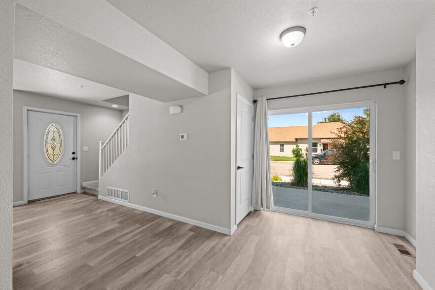 More Photos Of 375 E Ohio Ave, Fountain Apartments For Sale