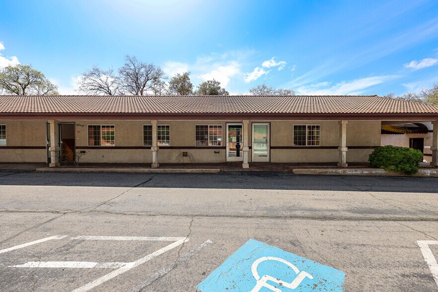 More Photos Of 5320 State Highway 49, Mariposa Office Residential For Sale