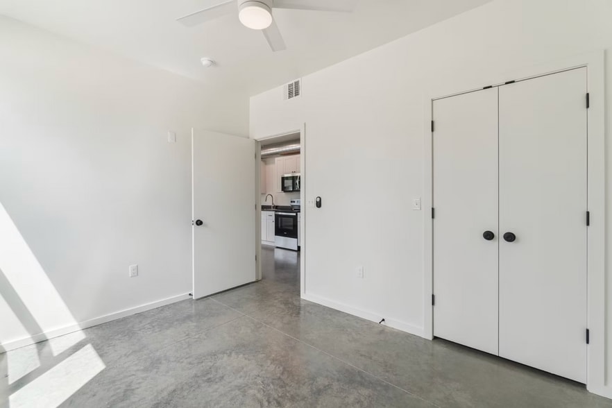 More Photos Of 1540 NW 30th St, Oklahoma City Apartments For Sale