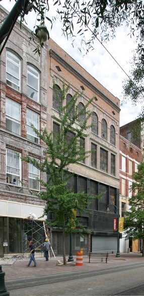 More Photos Of 107-109 S Main St, Memphis Coworking Space