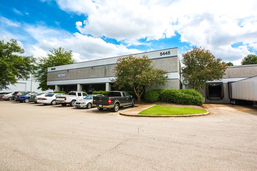 More Photos Of 5445 Raines Rd, Memphis Warehouse For Lease
